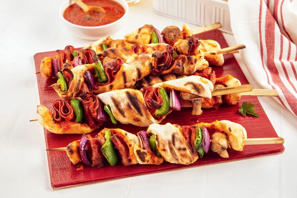 Pizzas-brochettes sur le barbecue